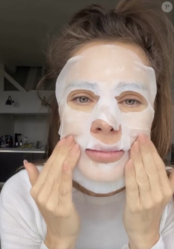 Ainda assim, a curiosidade tomou conta da internet e a dúvida ficou: esse tipo de produto realmente funciona? É seguro?.