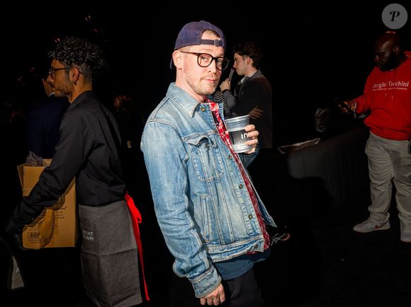 Macaulay Culkin sofreu com os abusos físicos, financeiros e psicológicos do pai ainda na infância