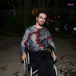 Pedro Fernandes em festa de confraternização da novela 'Dona de Mim', da TV Globo