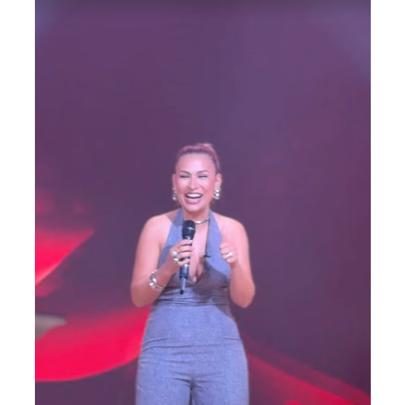 "Simone Mendes está belíssima. Valeu cada dieta, treino e procedimento feito", comentou uma internauta no X sobre o corpo de Simone