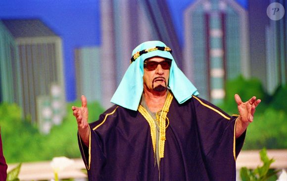 Ronald Golias marcou presença no programa ‘Hebe’ em março de 2004