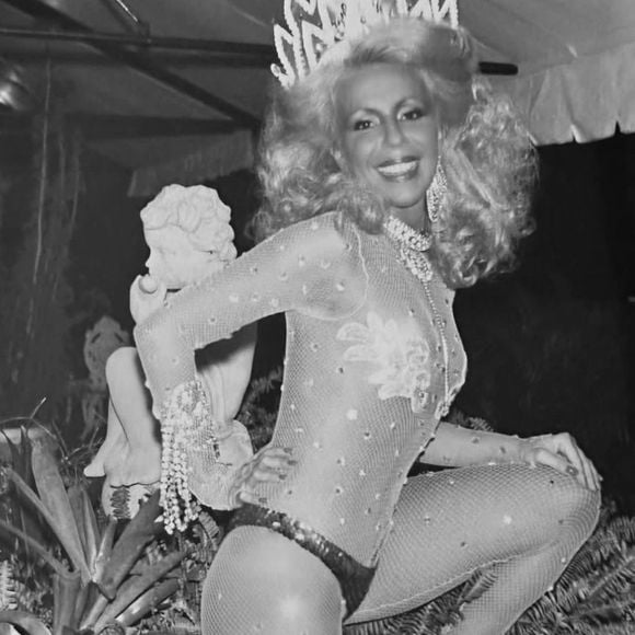 A atriz Marina Ruy Barbosa homenageou a avó, de quem herdou nome, no Baile Vogue 2025