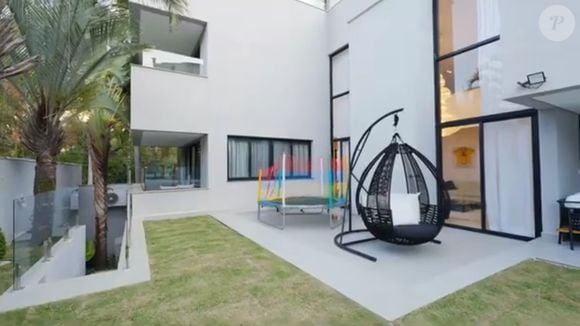 Casa de luxo de Weverton, goleiro camisa 12 do Brasil na Copa 2026, tem muito espaço para o lazer: piscina, cama elástica e mesa de pingue-pongue