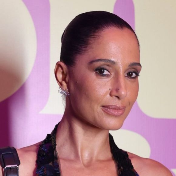 Com o passar dos anos, é natural que a pele perca firmeza e elasticidade, e uma das regiões mais afetadas por essas mudanças é o pescoço