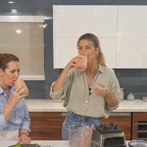 Já Gisele Bündchen gosta de usar a banana em uma vitamina com melancia