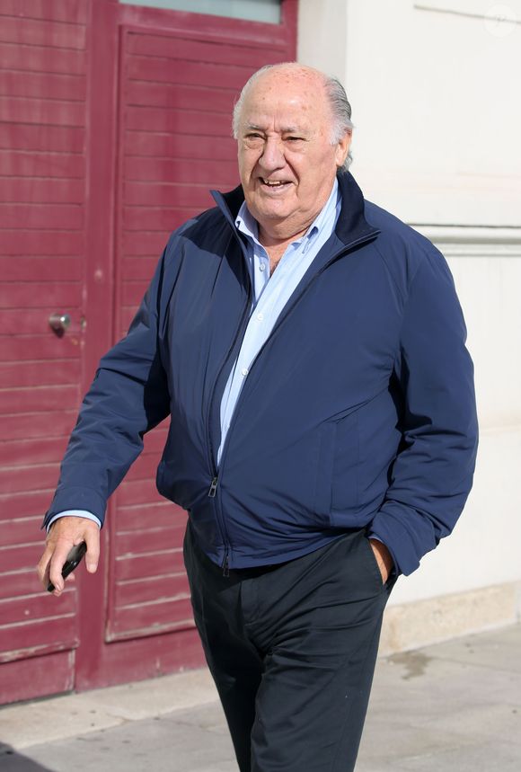 Amancio Ortega, o discreto bilionário espanhol de 88 anos, é uma das figuras mais influentes e enigmáticas do mundo dos negócios.