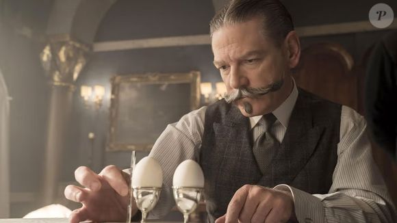 'Morte no Nilo' gira em torno de Hercule Poirot, um homem que embarca em um cruzeiro no Egito, mas vê sua vida virar do avesso