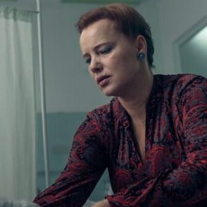 Produção 'Filhos do Chumbo' aborda os efeitos da contaminação por chumbo em crianças, revelando um problema silencioso de saúde pública.