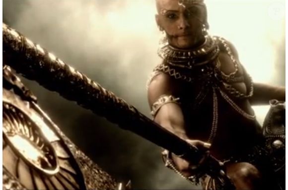 Filme '300', com Rodrigo Santoro, retratou o povo de Espartana, que se expunha ao desconhecido como forma de aprendizagem
