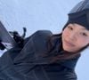 Chloe Kim é uma atleta norte-americana de halfpipe, uma modalidade de snowboard onde os esquiadores executam manobras em uma pista em formato de meio cano