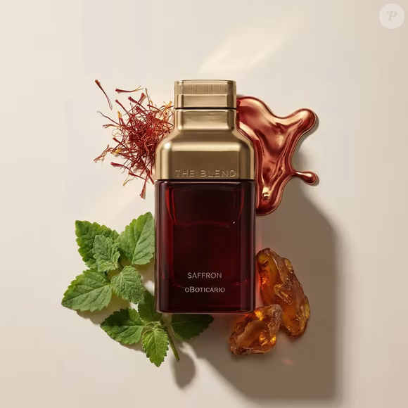 O exclusivo blend 4 Épices, composto por óleos essenciais de Pimenta-Preta, Noz-Moscada, Cravo e Canela, reforça a personalidade marcante do novo lançamento de O Boticário