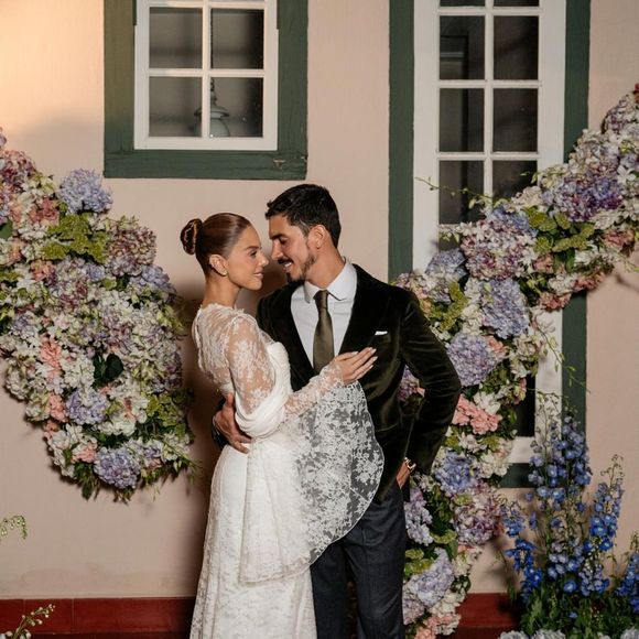 Vestido de Giovanna Lancellotti teve uma cauda elegante, também de renda francesa