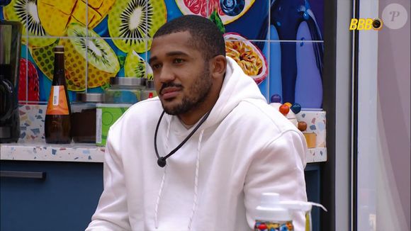 Matheus comprou briga com Ana Paula Renault no BBB 26