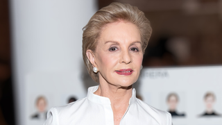 O vestido camisa favorito de Carolina Herrera (e das nossas avós) tem um clone na Zara e é ideal para a primavera de 2026