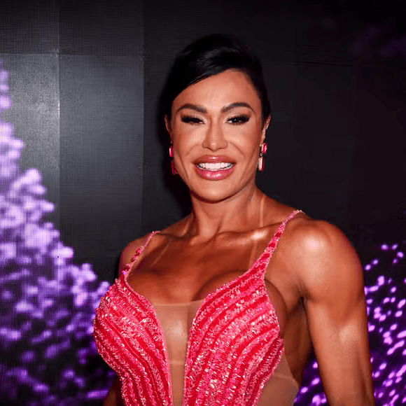 Gracyanne Barbosa desabafa sobre haters e manda recado nas redes sociais