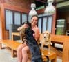 Mãe de pet assumida, Paolla Oliveira conhece bem os benefícios do carinhos nos bichinhos