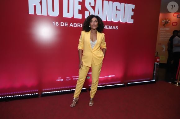Dandara Albuquerque prestigiou a pré-estreia do filme 'Rio de Sangue', nos cinemas em 16 de abril de 2026