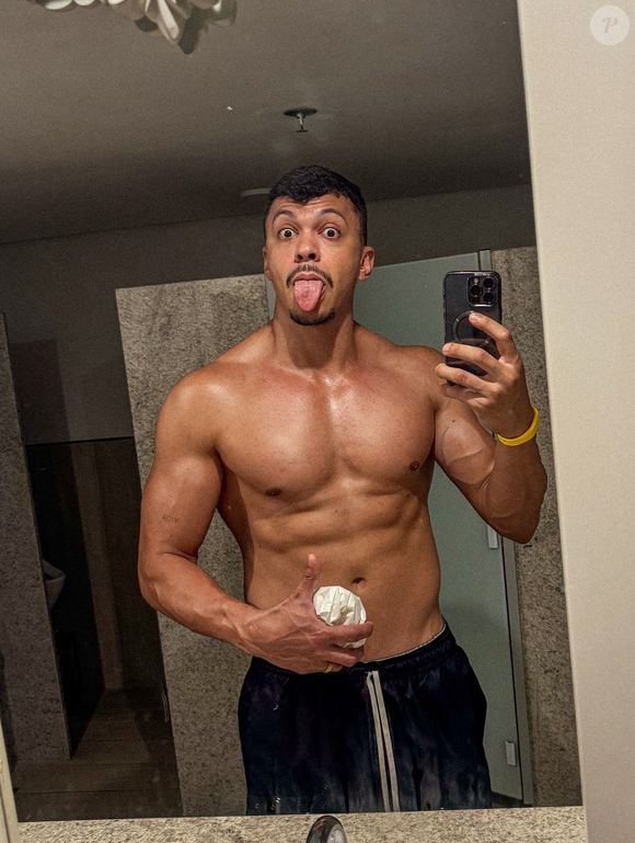 Para muitos fãs, Cocielo poderia entrar para o fisiculturismo