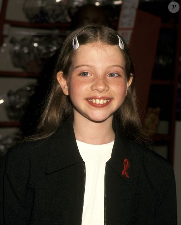 1996: Michelle Trachtenberg iniciava sua carreira ainda na infância