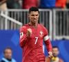 Após uma semana de pressão e questionamentos, Cristiano Ronaldo liderou a vitória de Portugal sobre o Uzbequistão na Copa 2026. O atacante marcou duas vezes e se tornou o primeiro jogador a fazer gols em seis Mundiais