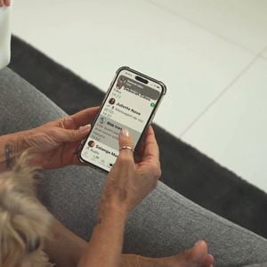 O grupo de whatsapp criado por Xuxa chama 'BBB tretas'