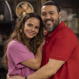 Belo e Viviane Araujo entregaram cenas já antológicas como o casal Misael e Consuelo na novela ‘Três Graças’; no final da trama, eles não ficam juntos