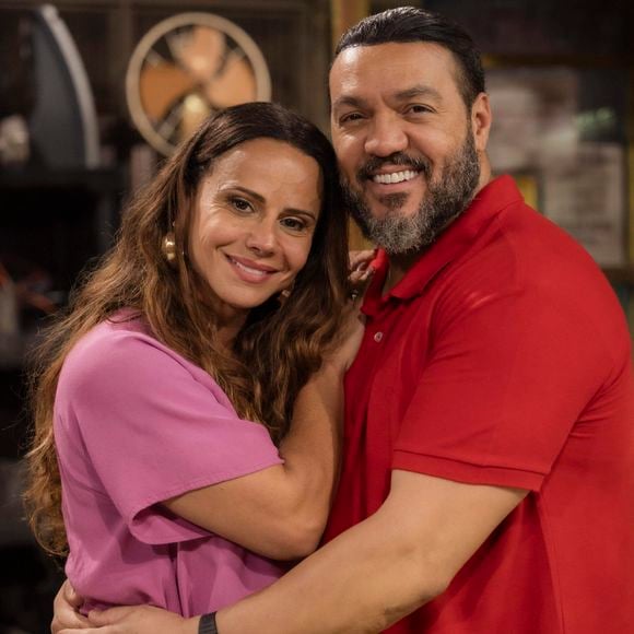 Belo e Viviane Araujo entregaram cenas já antológicas como o casal Misael e Consuelo na novela ‘Três Graças’; no final da trama, eles não ficam juntos