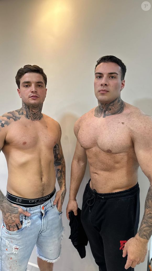 Rafa Marttinz já é bastante conhecido no universo da pornografia. Ele afirma ser heterossexual, mas produz conteúdos com outros homens para atrair o público gay