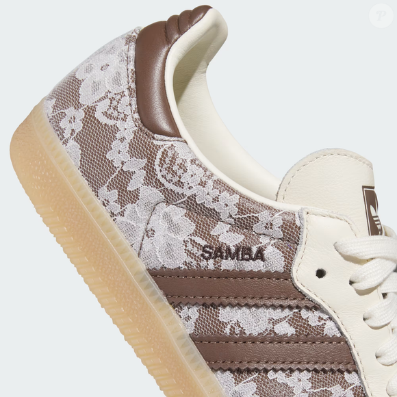 Até o fechamento da matéria, o Adidas Samba OG estava disponível no site oficial da Adidas Brasil por R$ 799,99, com parcelamento em até 8 vezes de R$ 100,00 sem juros, reunindo conforto, estilo e versatilidade em um único modelo