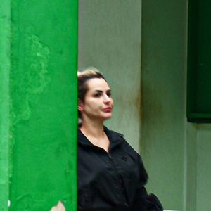 Deolane Bezerra ficou na cadeia por cerca de 20 dias em 2024, quando foi presa duas vezes