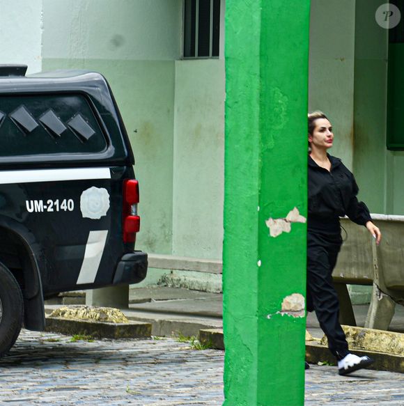 Deolane Bezerra ficou na cadeia por cerca de 20 dias em 2024, quando foi presa duas vezes