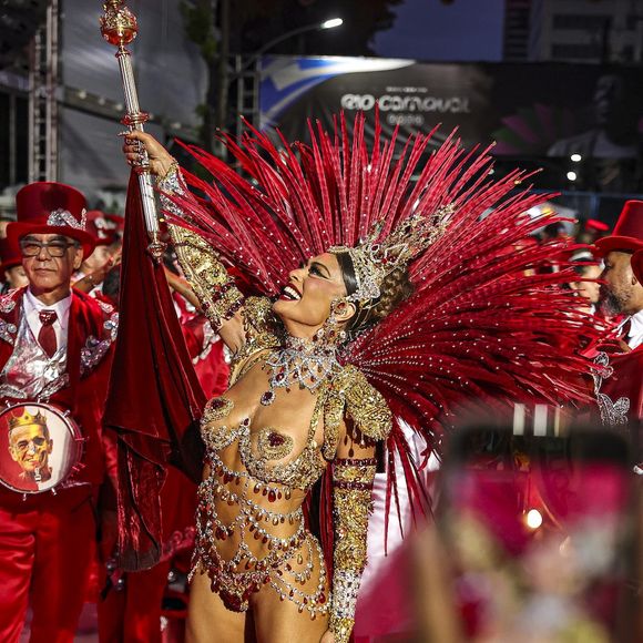Juliana Paes se ficar na Viradouro para o Carnaval 2027 manteria o acordo de ir a eventos oficiais, ensaios e, claro, ao desfile de 80 anos de fundação da escola