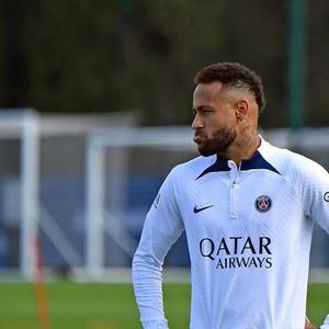 Neymar x Al-Hilal: time do jogador emperra negociações do atacante com o Santos