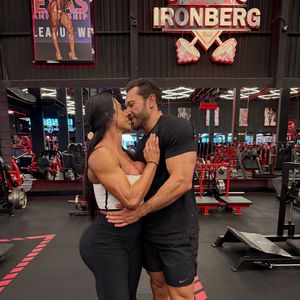 A influenciadora digital abriu detalhes da vida amorosa ao celebrar o Dia do Beijo, destacando a evolução da relação com o empresário Gabriel Cardoso