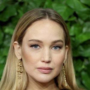 O comentário de Jennifer Lawrence sobre pedras sagradas do Havaí provocou críticas nas redes sociais e repercussão internacional em 2016