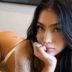 MC Mirella abaixa a calcinha no limite, exibe ‘corpo perfeito’ e arranca elogio indiscreto: ‘Clarinha’. Veja o vídeo!