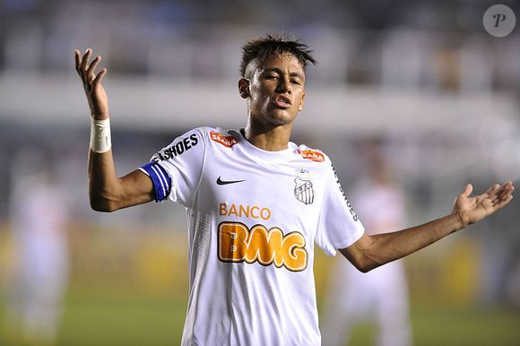 Neymar pode retornar ao Santos após 12 anos; em três anos foram seis títulos pela equipe