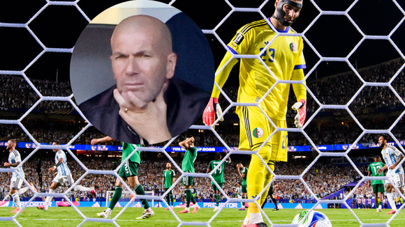 Não gostou? Foi assim que Zidane, com 53 anos hoje, reagiu ao ver o filho goleiro levar 3 gols de Messi em um único jogo na Copa