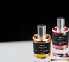 Em três criações olfativas surpreendentes: Belladonna, Poppy e Tobacco, as novidades evocam a beleza intensa da beladona, papoula e tabaco, combinadas ao exclusivo acorde Euphoric Delight