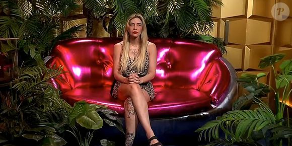 ‘Carmiña, saiba que não vamos deixar passar seu comportamento desagradável. Você proferiu palavras racistas’, disse produção ao comunicar expulsão