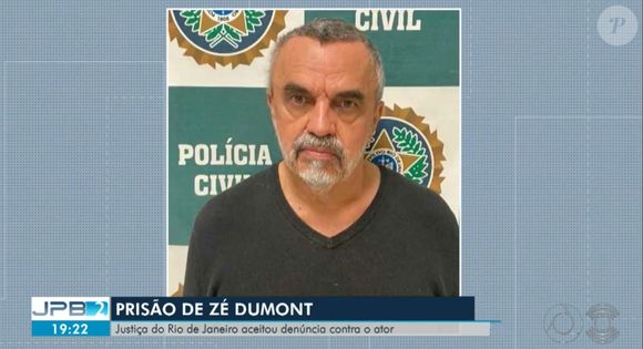 Ator de 'Terra Nostra', José Dumont foi preso por guardar material envolvendo sexo entre crianças; prisão ocorreu em 15 de setembro de 2022
