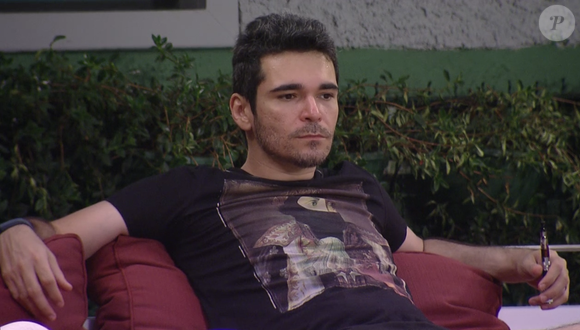O professor desistiu do 'BBB16' após ser informado do estado de saúde do pai