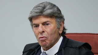 'Sequer é advogada': dois meses antes do julgamento de Bolsonaro, STF desmentiu fake news sobre esposa do ministro Luiz Fux