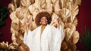 Entrevista | Zezé Motta, 81 anos e mais de 60 de carreira: 'Tenho personal e adoro caminhar. Faço dieta, mas pego leve na medida do possível'