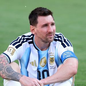 Na mensagem, Messi disse que irá continuar apoiando a Argentina, especialmente nos maus momentos, e agradeceu aos colegas de equipe