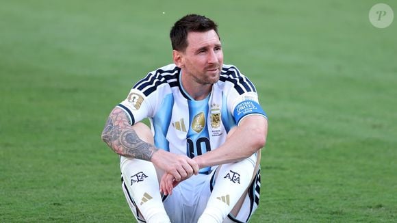 Na mensagem, Messi disse que irá continuar apoiando a Argentina, especialmente nos maus momentos, e agradeceu aos colegas de equipe