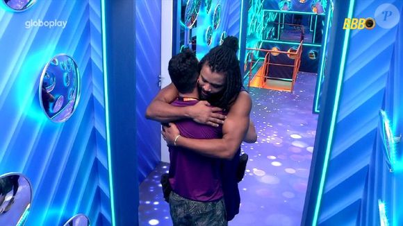 Diogo Almeida até parabenizou João Gabriel, após gêmeo vencer prova do 'BBB 25', mas o Líder não o colocou no VIP