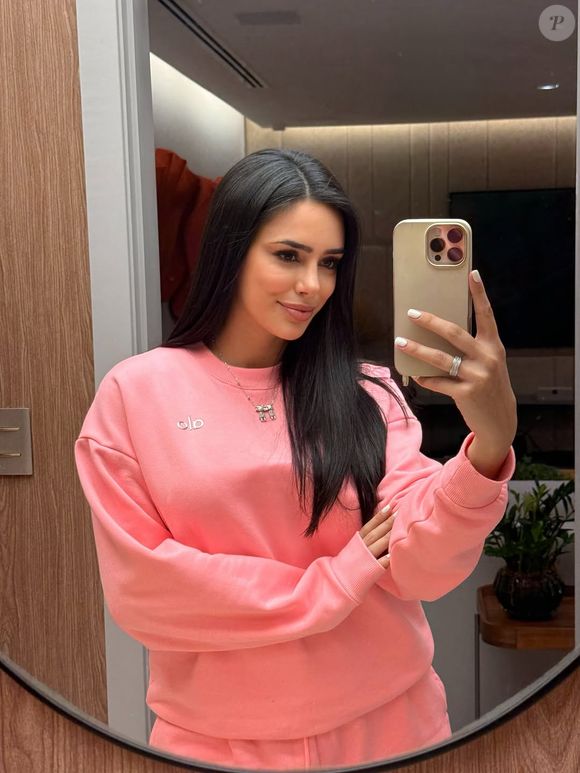 Bruna Biancardi apagou uma foto de Helena e alegou que foi um pedido de Amanda Kimberlly