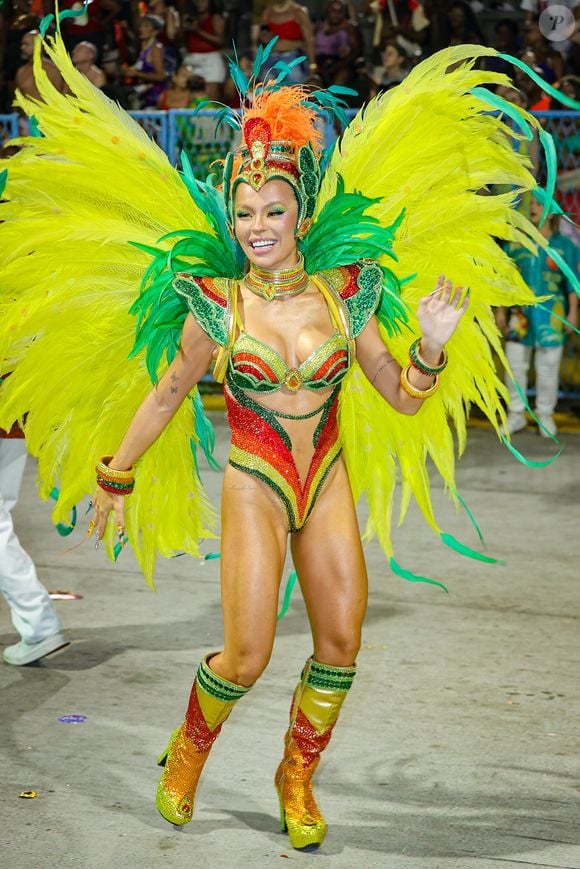 Carnaval 2026: Bia Michelle foi musa do Salgueiro