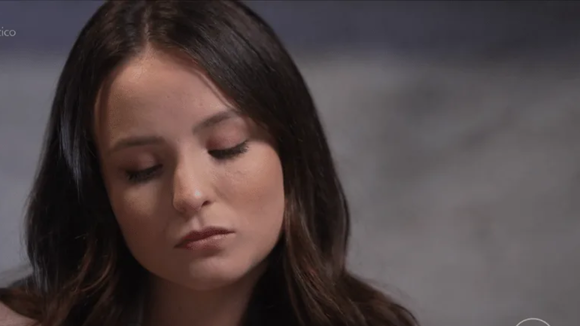 As pessoas que se distanciam dos pais ao crescerem geralmente vivenciaram essas 5 coisas durante a infância